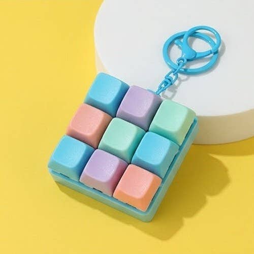 Keyboard Fidget Stress Relief Keychain | 40KC182