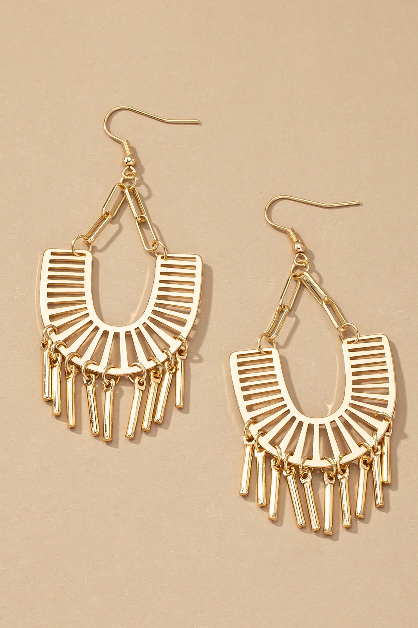 openwork horseshoe earrings with sticks 519