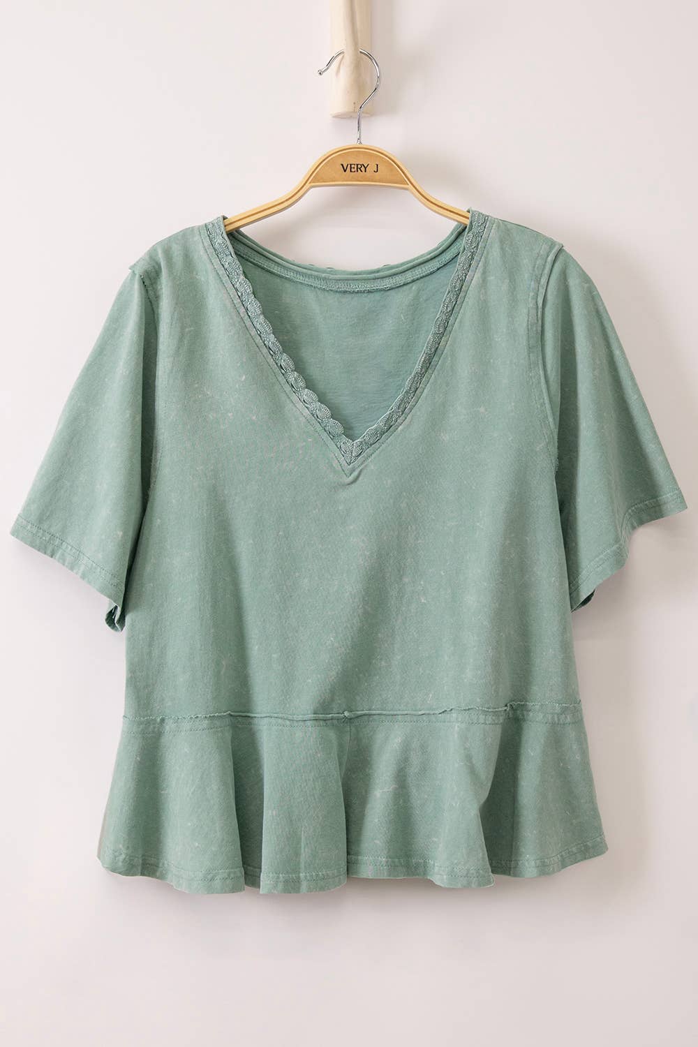 NT12466-Lace Trim Detail Mineral Washed V-Neck Knit Top