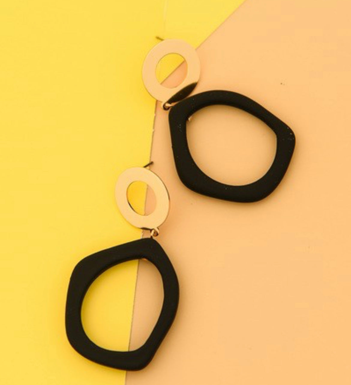 Off Shaped Circle Clay Earrings #340