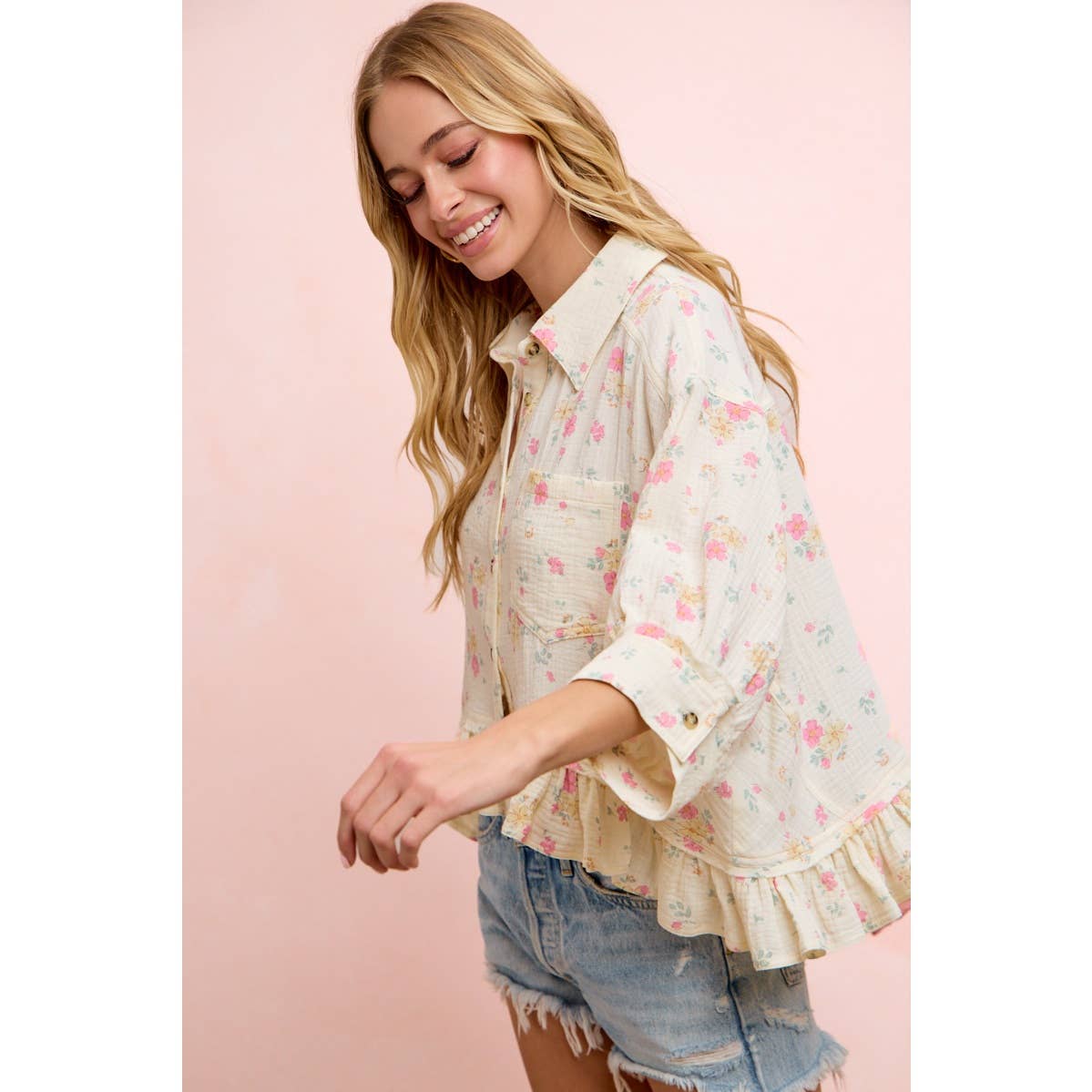 FLORAL CRINKLE QUARTER SLEEVE RUFFLE HEM SHIRT TOP