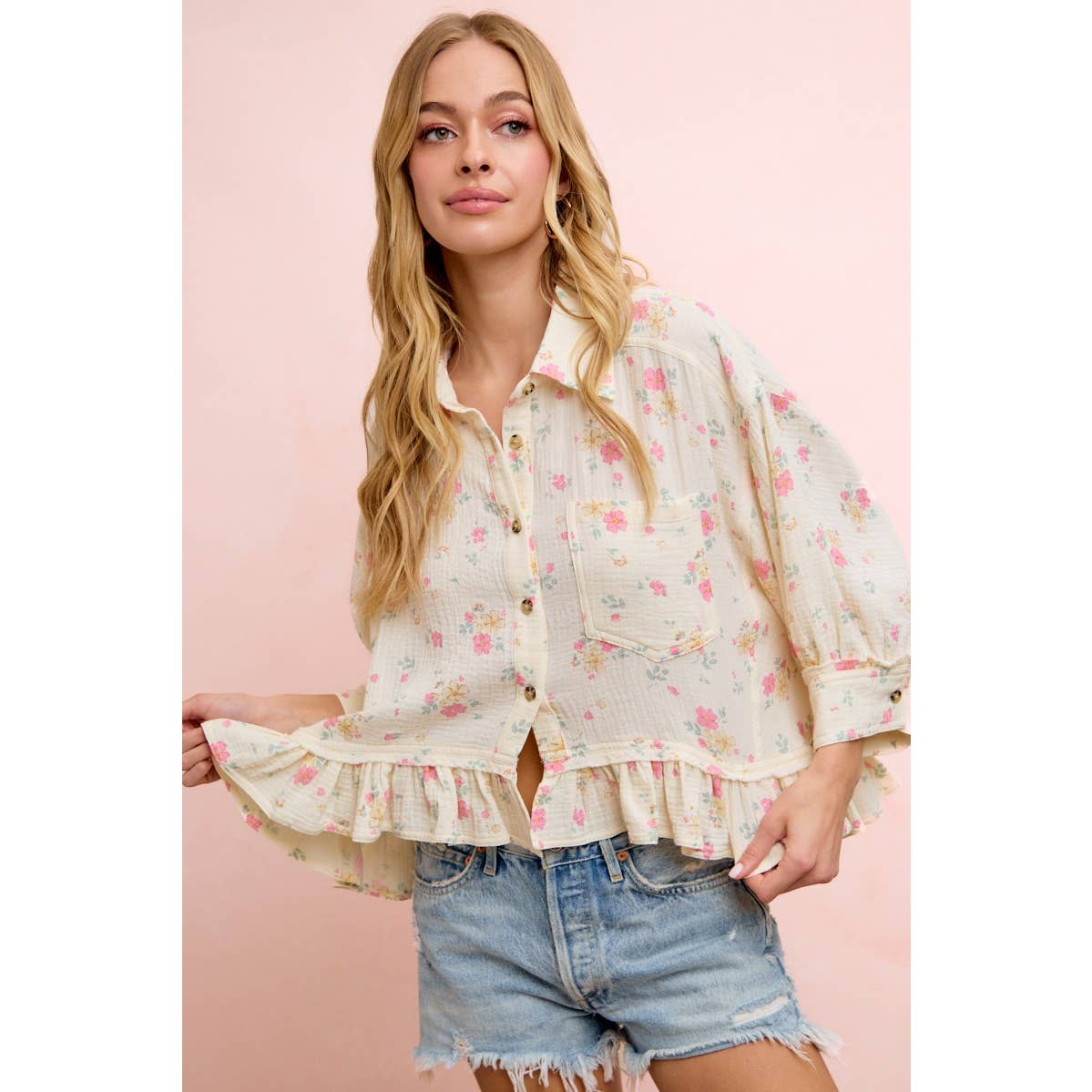 FLORAL CRINKLE QUARTER SLEEVE RUFFLE HEM SHIRT TOP