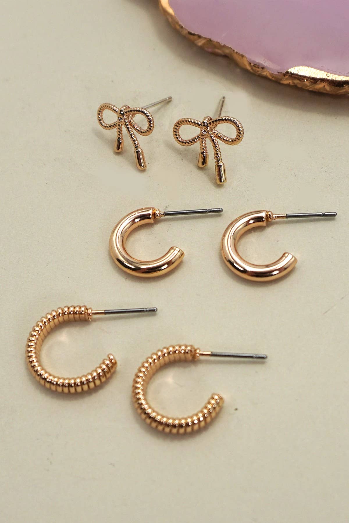 MINI BOW HUGGIE HOOP TRIO EARRINGS | 80E6406 (Copy)