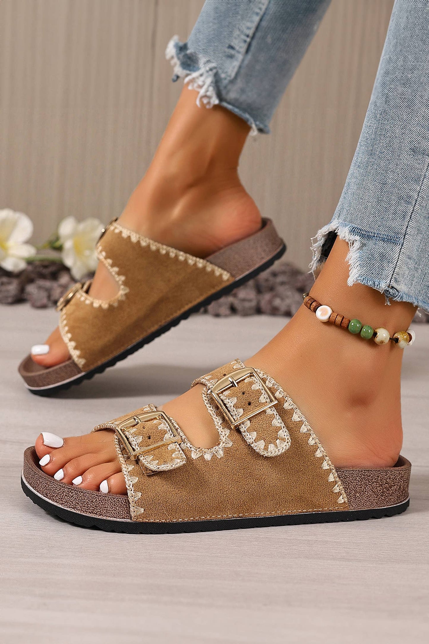 LAS Embroidered Retro Buckle Faux Suede Slippers (37-42)