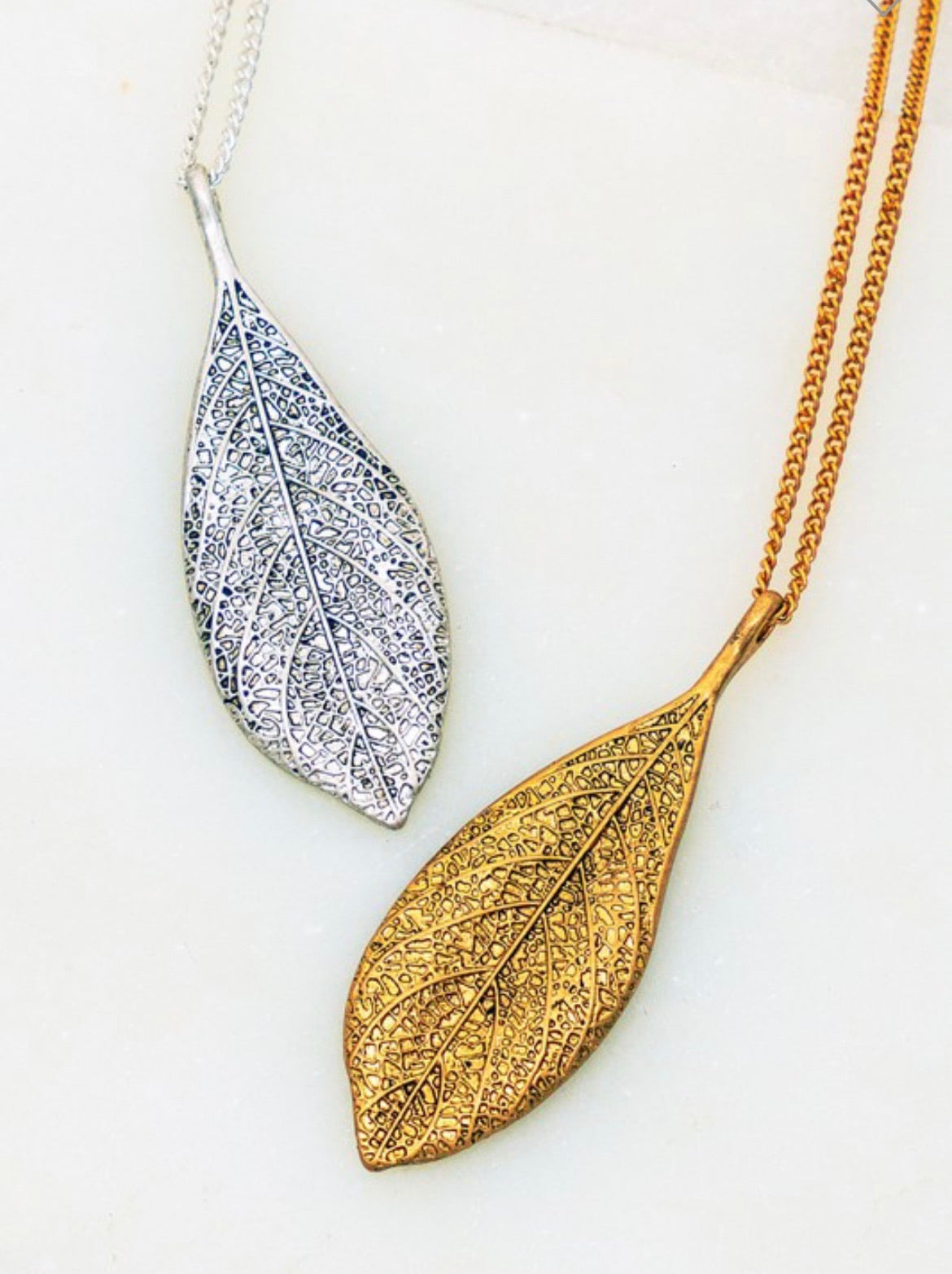 Destressed Leaf Pendant Necklace  122